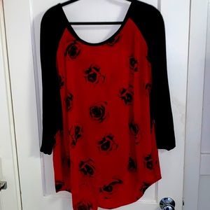 COPY - Woman’s Raglan Top by Torrid Size 3